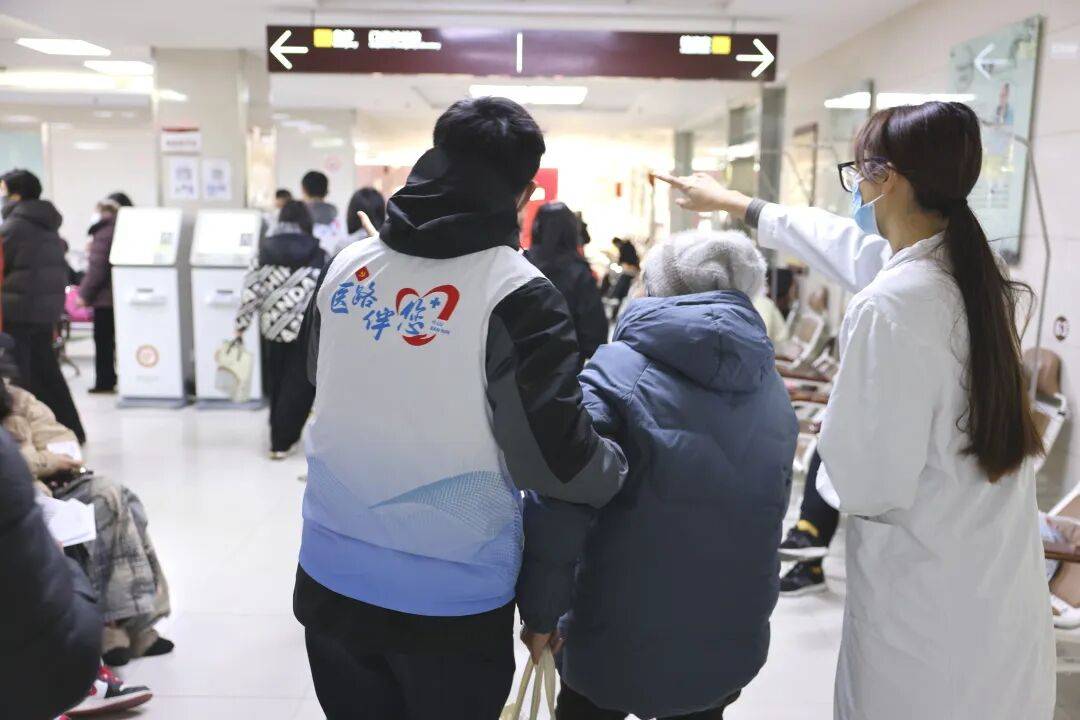 朝阳医院门诊陪诊挂号服务孕期产检全程陪同，省心又安心的简单介绍