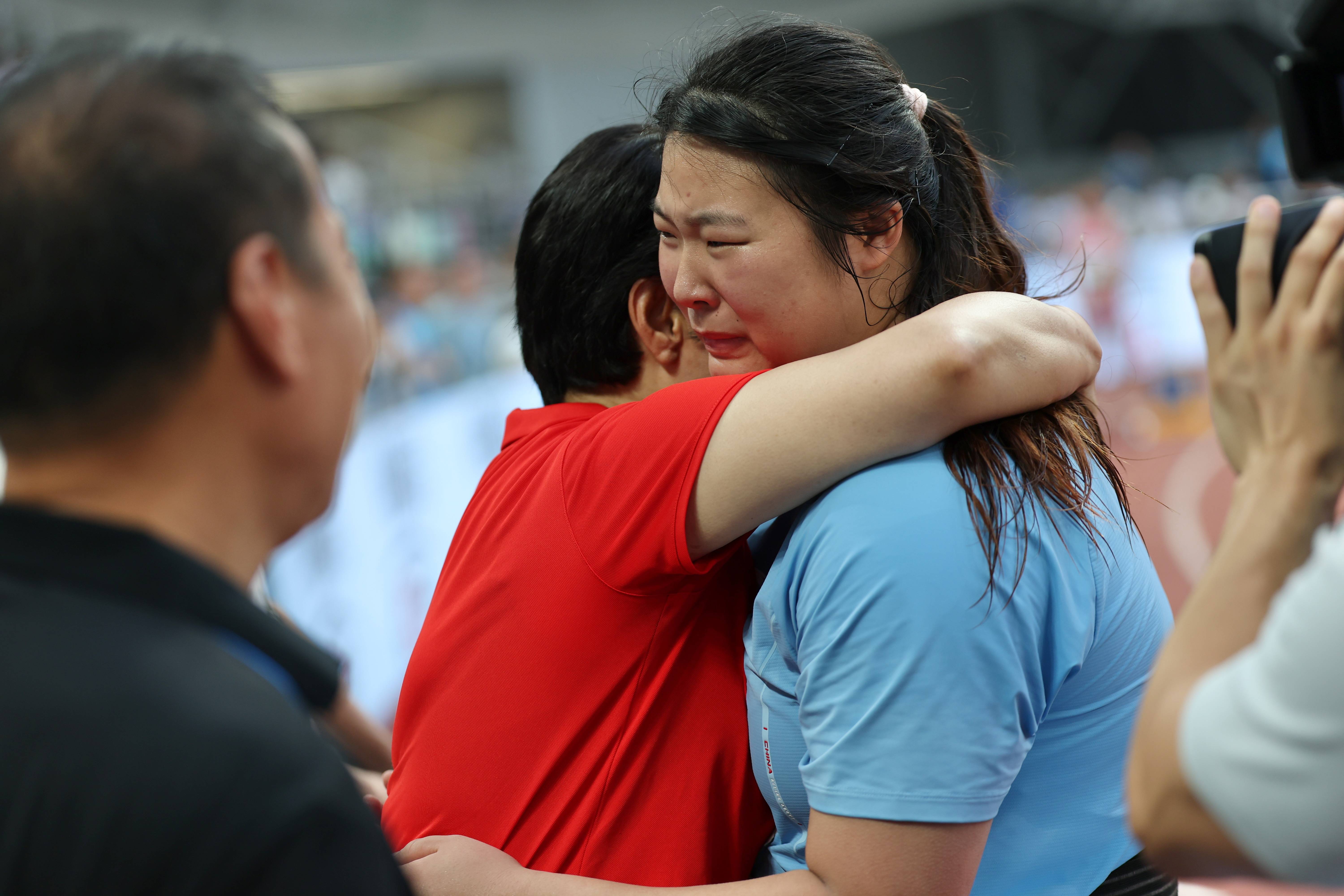 严子怡刷新女子标枪亚洲纪录、世界青年纪录