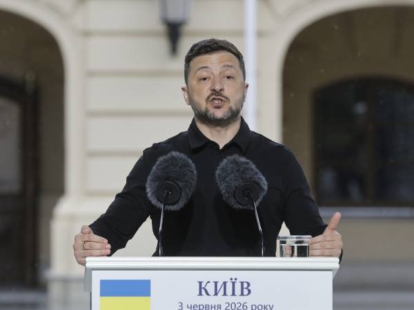 泽连斯基致信普京：美国没工夫了，我们直接谈判 -华闻时空