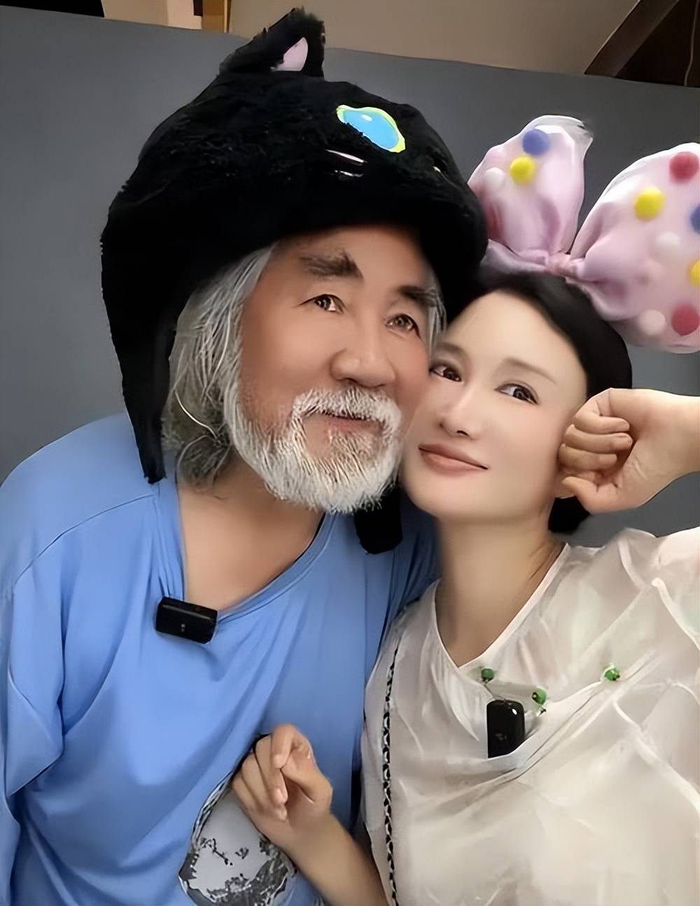 牡丹花下死？张纪中被爆转移财产，这一次杜星霖终究成了“小丑”