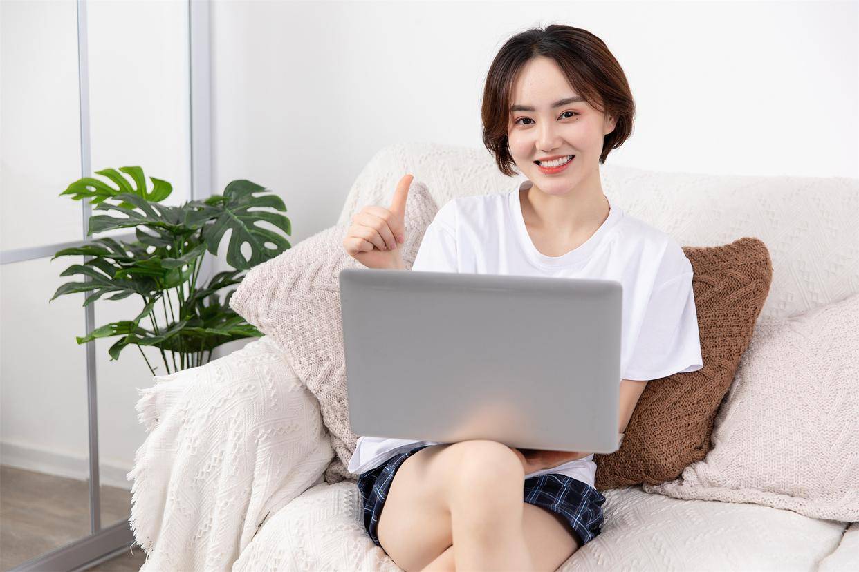 闲鱼被曝低价售卖少女情色写真：用户多次举报均