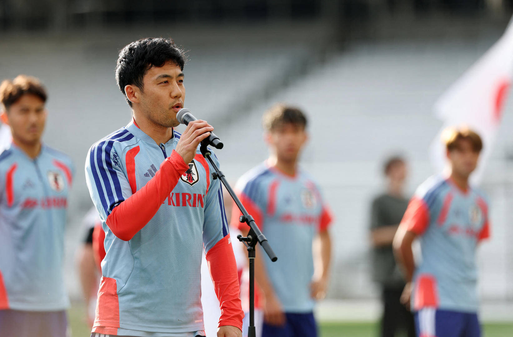 日本队队长远藤航因伤退出世界杯，就此告别日国家队