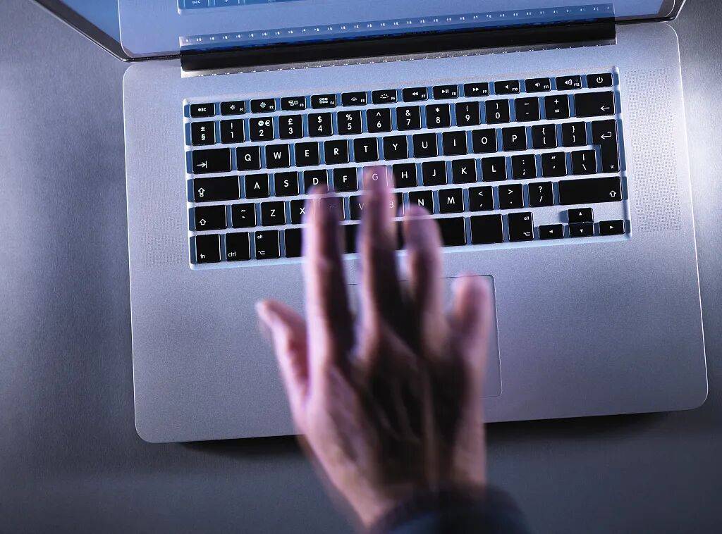 互联网不能沦为群体对立场