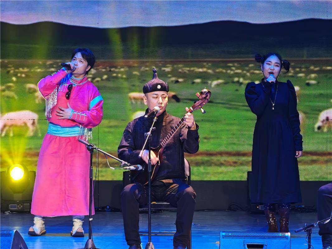 “内蒙古文化活动季”四场演唱会接力登场