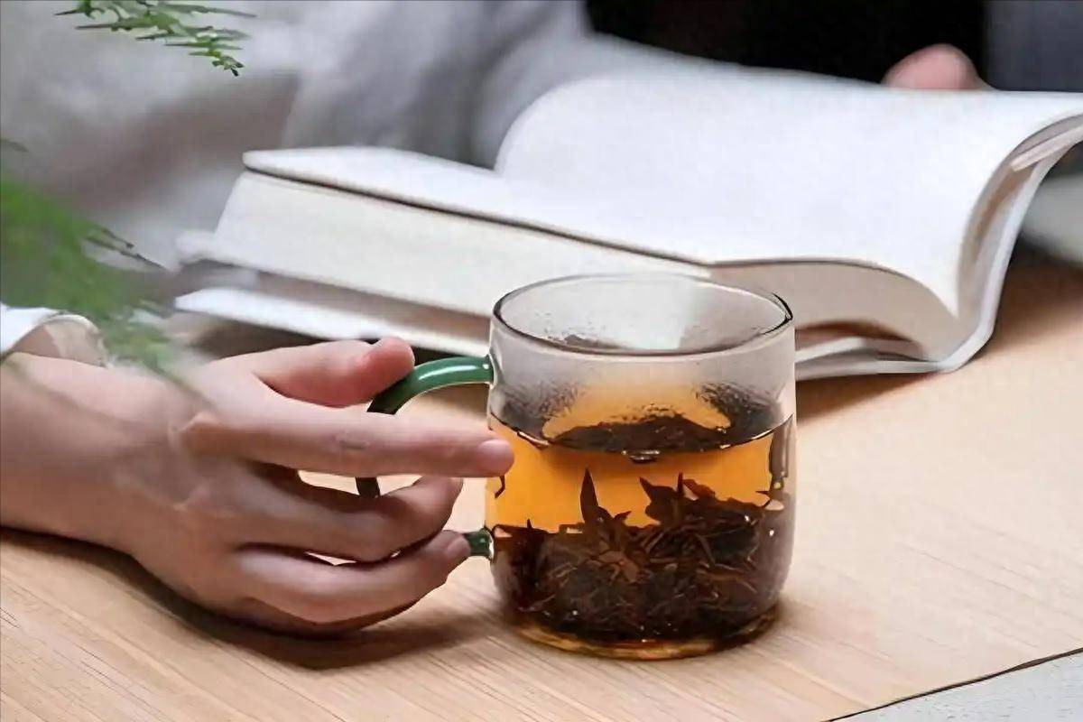 原创            肾病是喝茶喝出来的？医生劝告：再健康的肾脏，也难承受这3种茶
