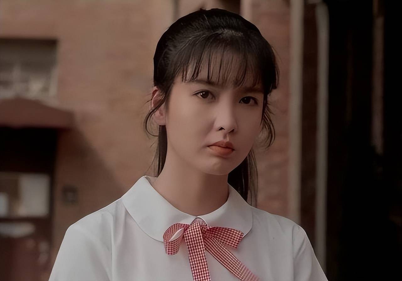 “清纯玉女”周慧敏：选择倪震此生无憾55岁无儿无女亦知足