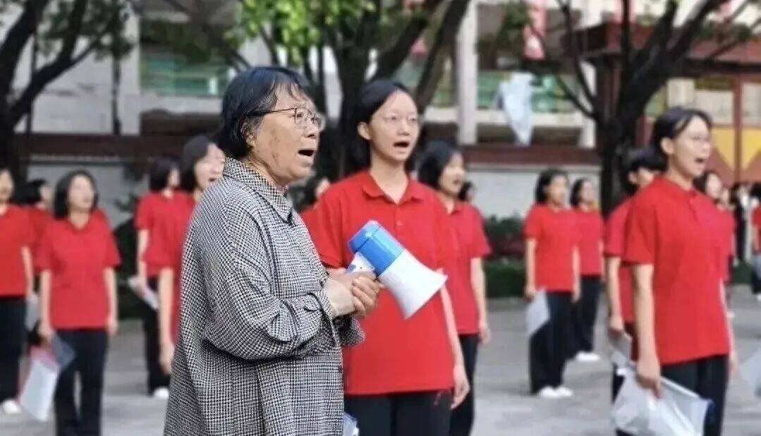 高考：人生一战，人生一站 -华闻时空