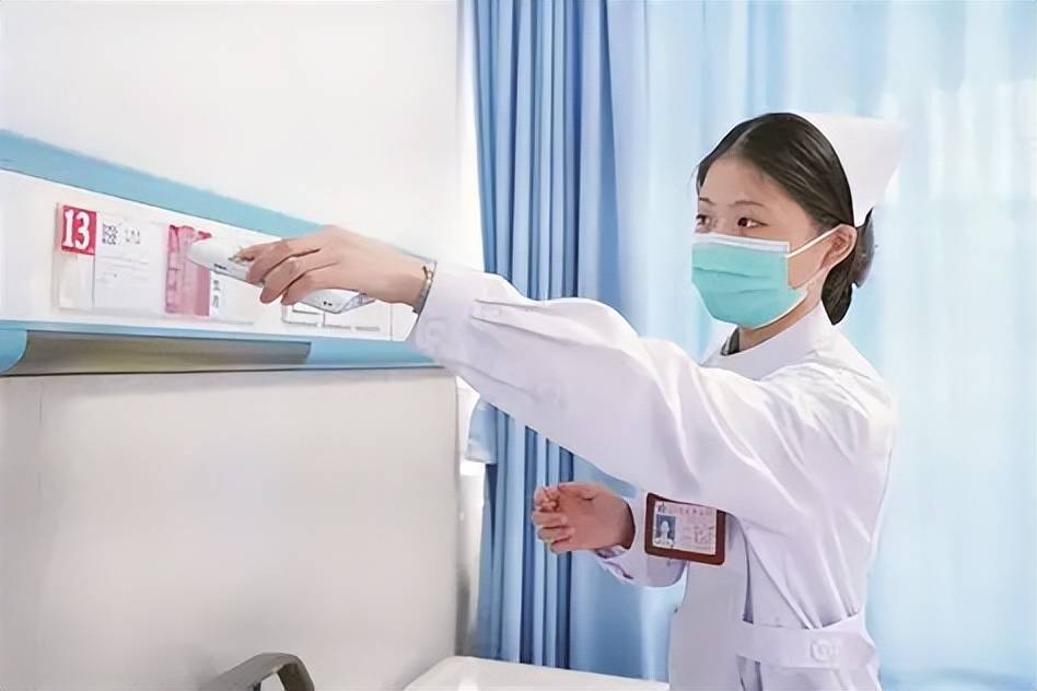护士开房被医院开除后续：聊天记录曝光案情反转结局大快人心