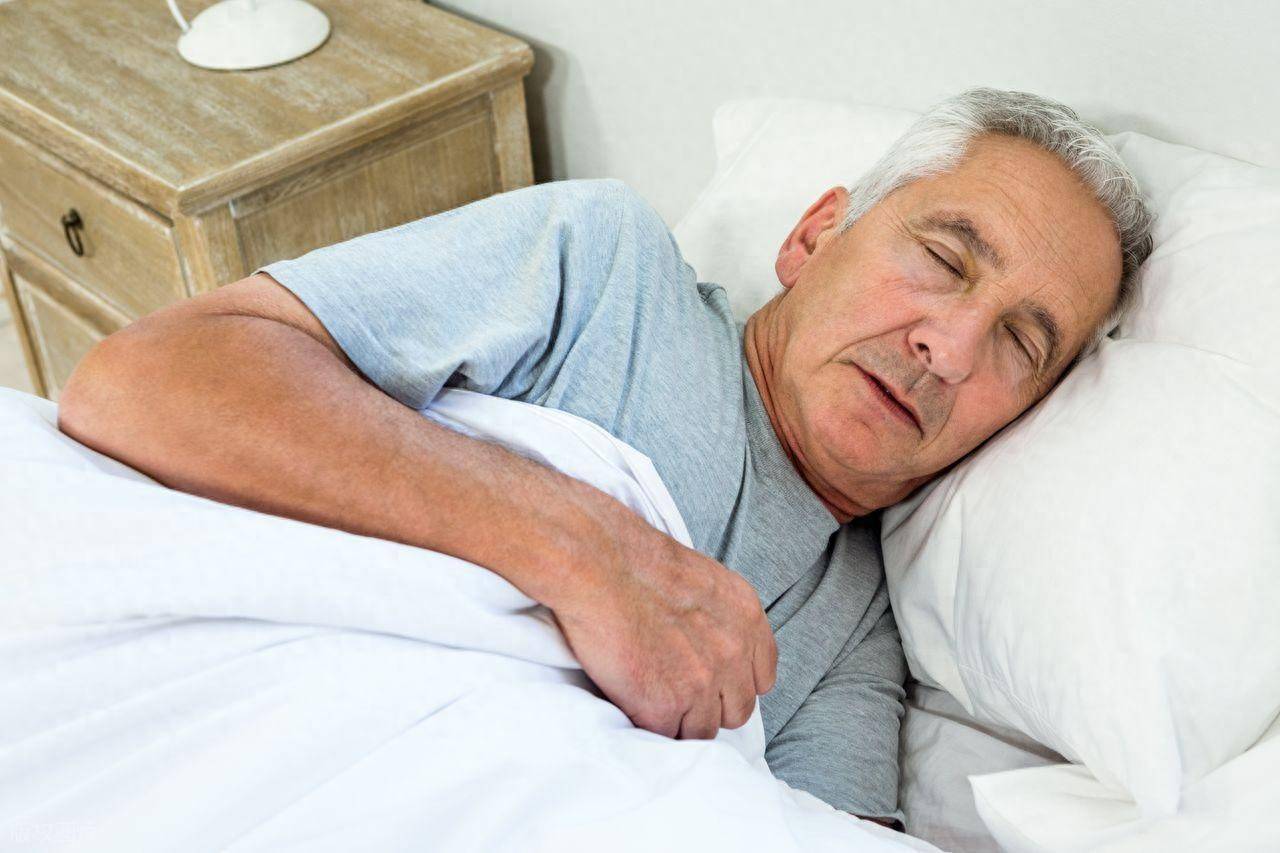 原创            60岁以上的男性，如果还有以下8个特征，说明身体很健康