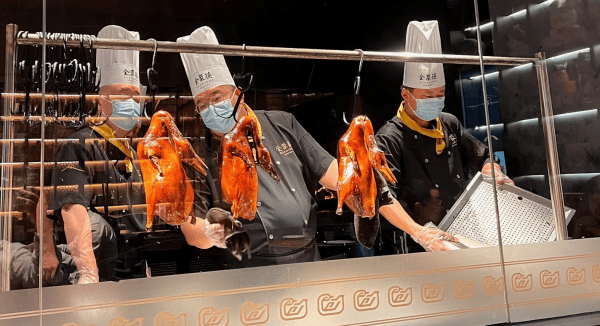 从电动车到鸭肉，欧盟贸易调查再升级
