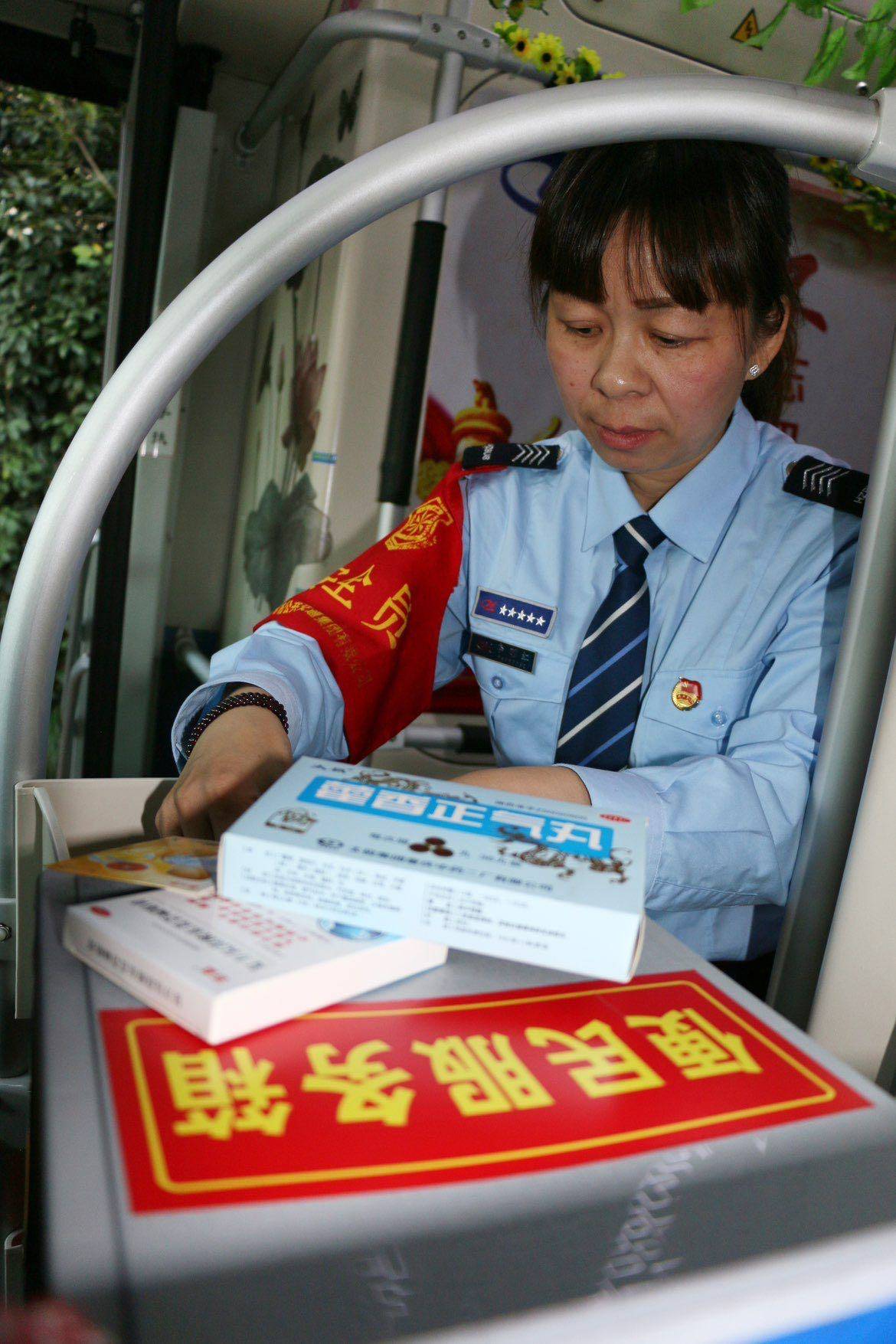 这位杭州公交女司机退休了