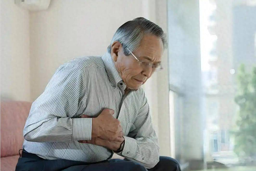 原创            冠心病去世的人飙升？医生摇头：心脏不好的人，高温天坚守4原则