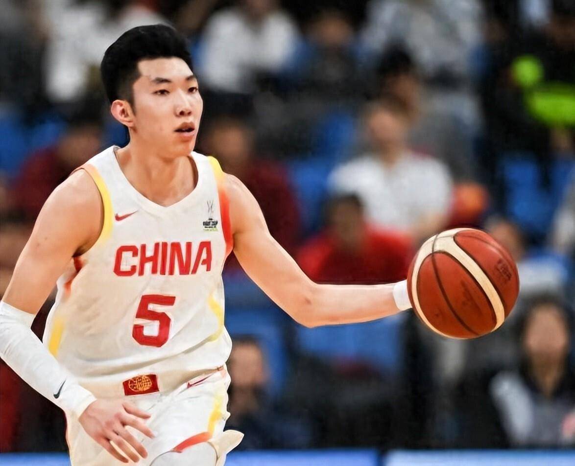 郭士强狠心弃用爱徒高诗岩，中国男篮113