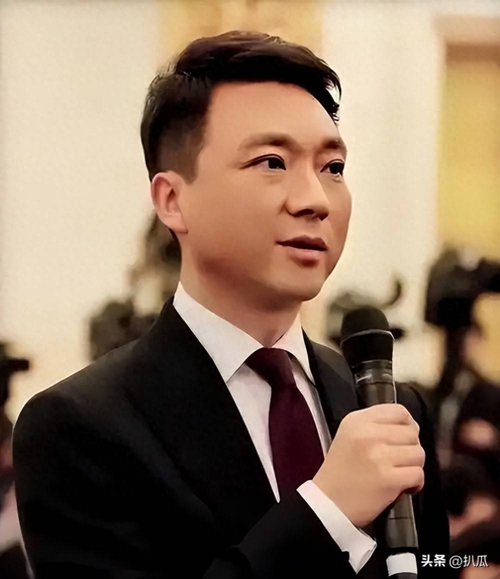 原创            央视主持阵容大洗牌，康辉想退休，李梓萌主动换岗，撒贝宁最意外