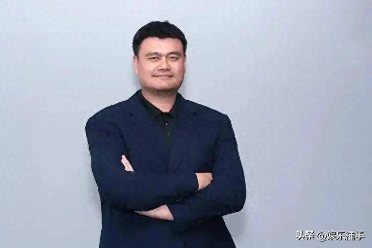 卸任篮协主席后，姚明近况曝光，再次证明易建联的那句评价是对的