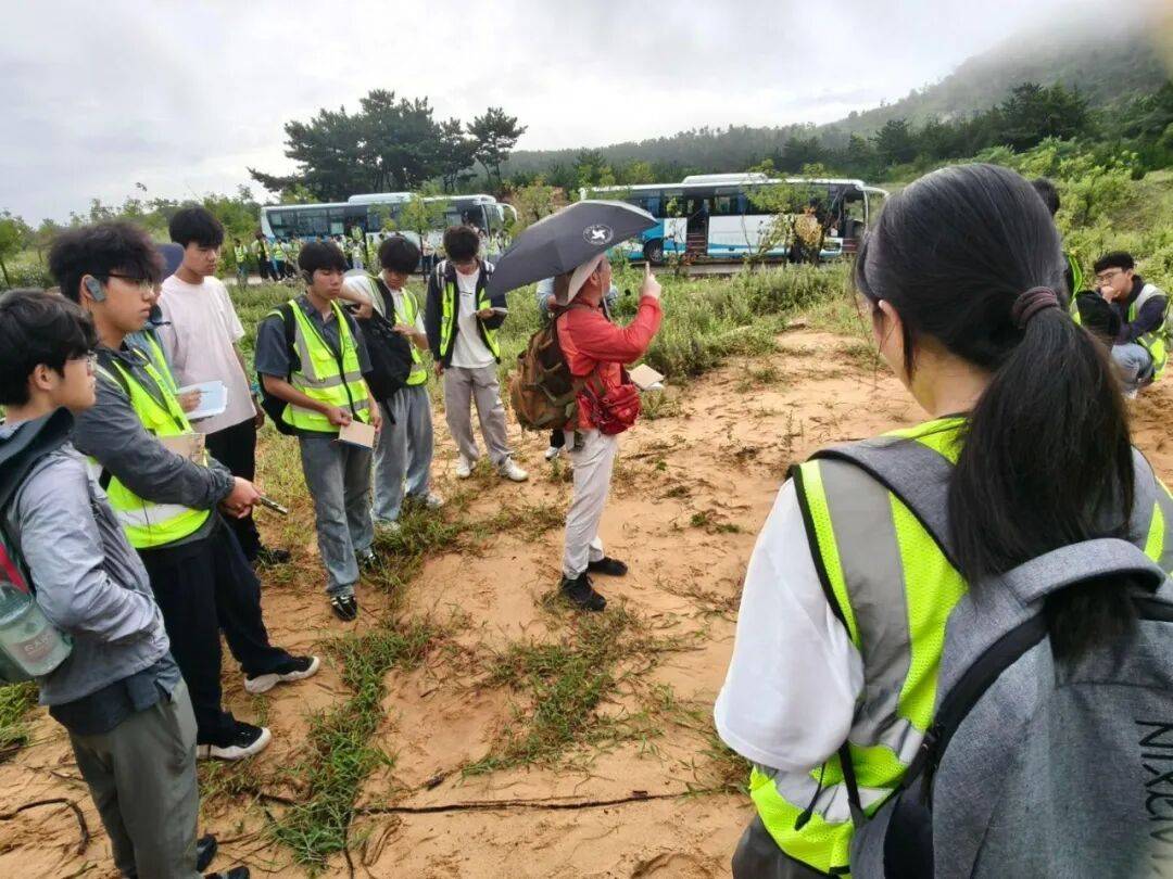 威海实习日记 | 11C252班：踏沙识海岸，研学悟家国_沙丘_郭永_地貌