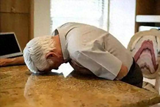 原创            医生调查发现：不易患脑梗的人，一般常有3种习惯，了解一下不亏