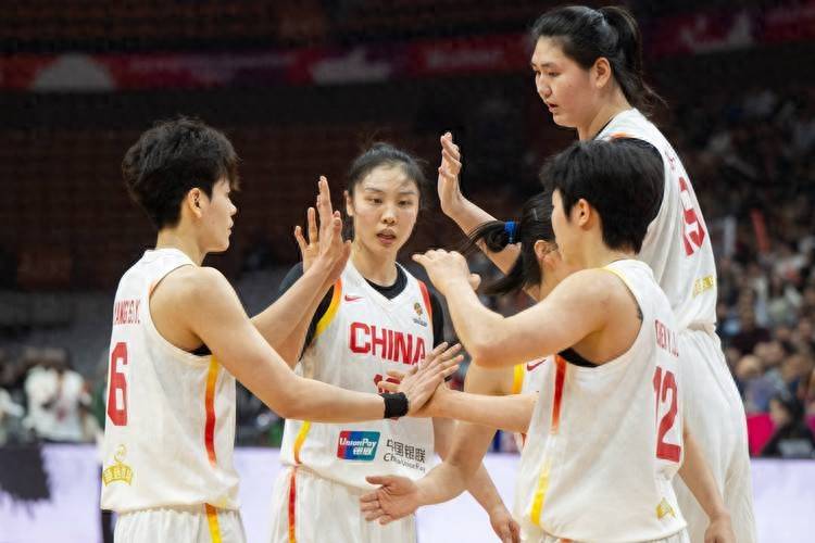 李月汝护照遗失，无缘女篮世界杯，中国女篮小组赛压力陡增