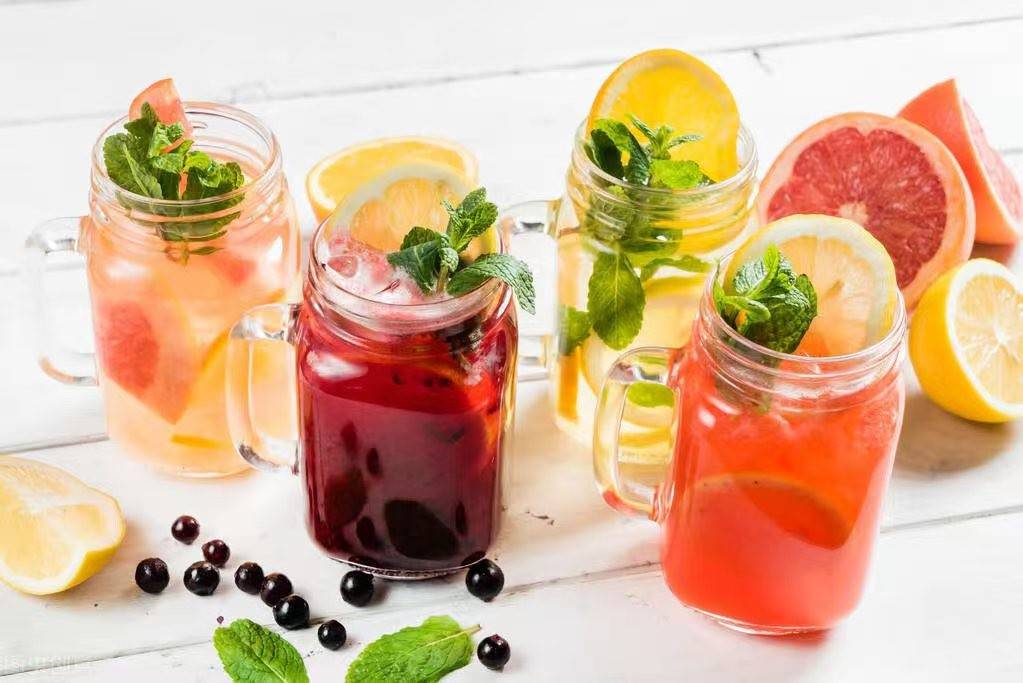 原创            医生提醒：想健康就尽量喝温水，饮料和奶茶能少喝就少喝