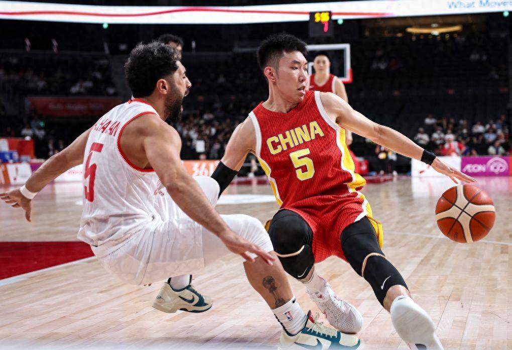 中国男篮46分大胜巴林队取得亚运会两连胜