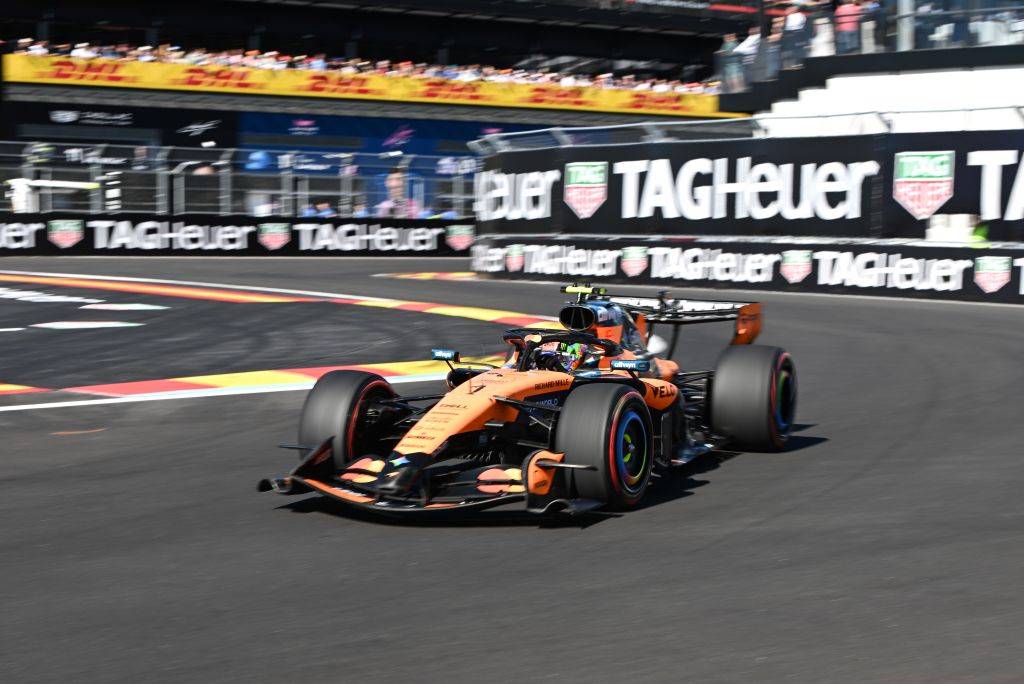 F1西班牙大奖赛排位赛：诺里斯末轮反超夺杆位