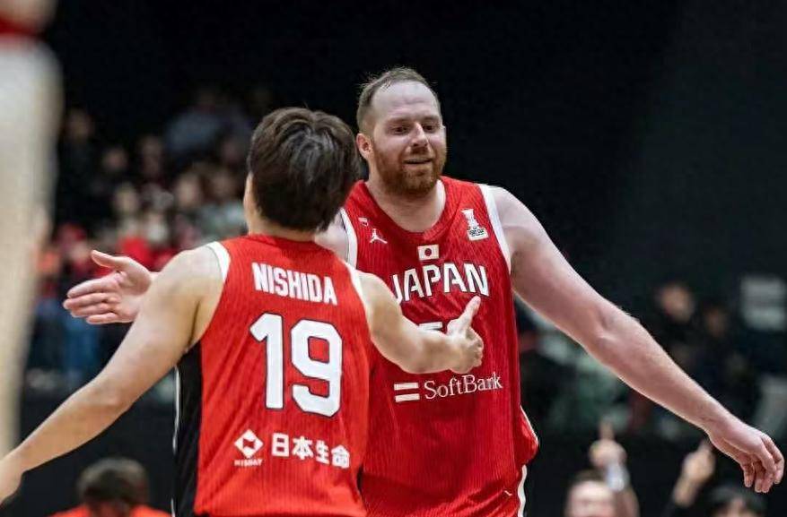 半决赛战中国男篮！日本拒中国台北22分逆转进四强 陈盈骏20分