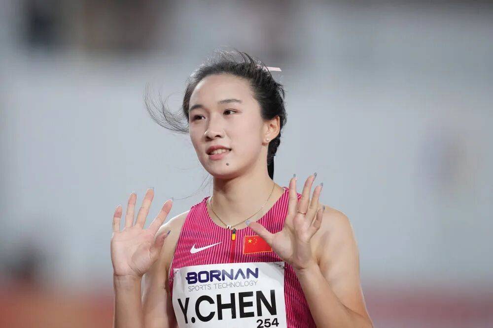刘峡君 vs 陈妤颉