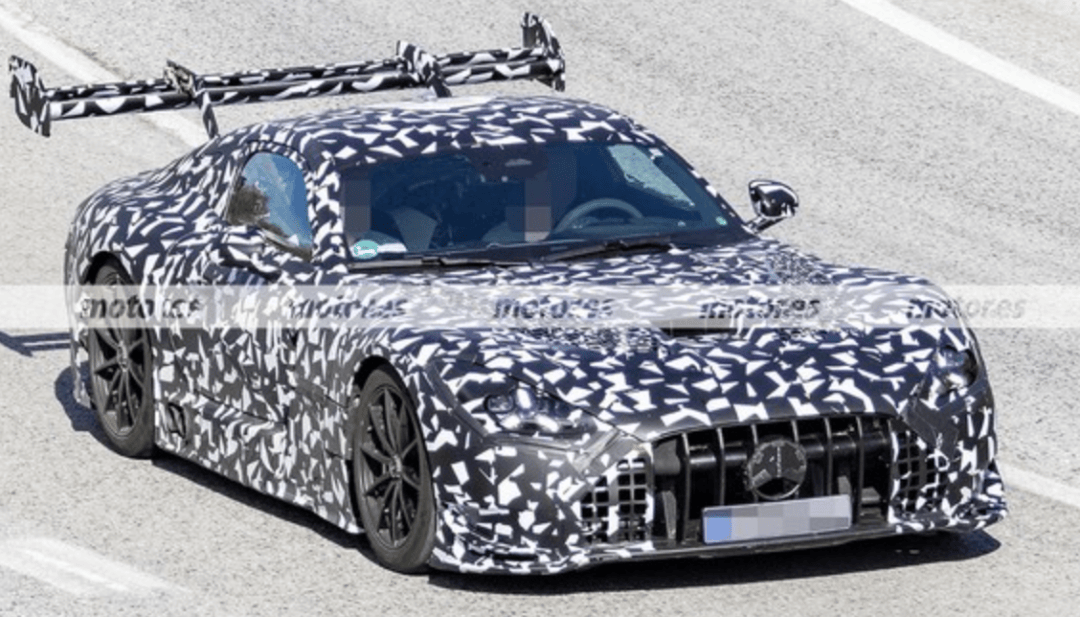 2027款AMG GT Black Series谍照:变四座了!顶级性能猛兽进入量产关键期
