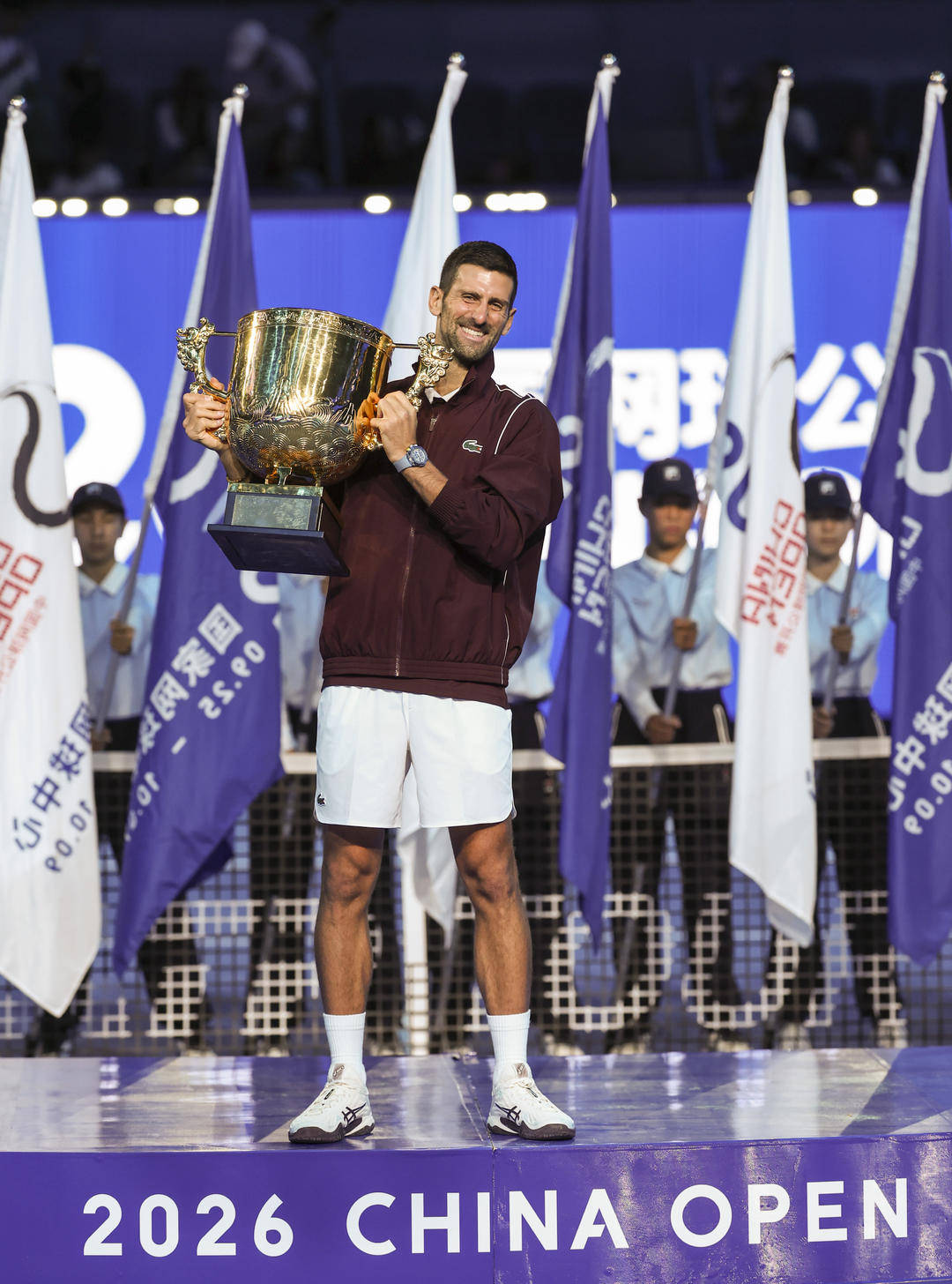 34战全胜！39岁德约时隔11年再夺中网冠军