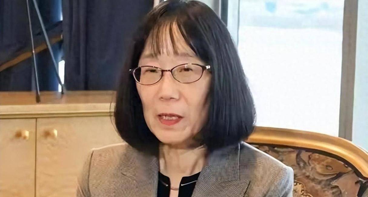 中方回应美国制裁国际刑事法院
