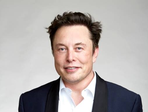 马斯克:人形机器人数量将超过人类 整个赛道都将成全球最大产业